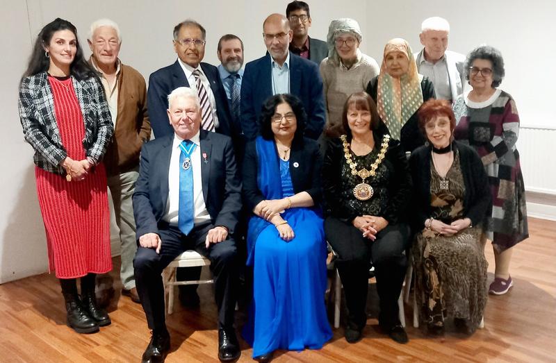 Group photo taken at kosher meal.